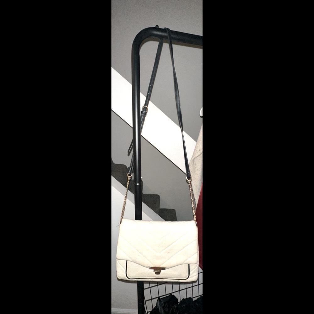 Beige crossbody / shoulder bag